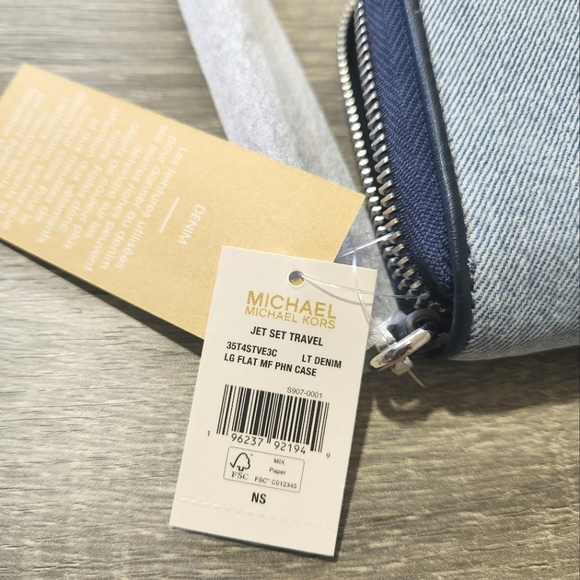 Michael Kors Jet Set Large Travel Smartphone Wallet Wristlet - Denim - Picture 8 of 8